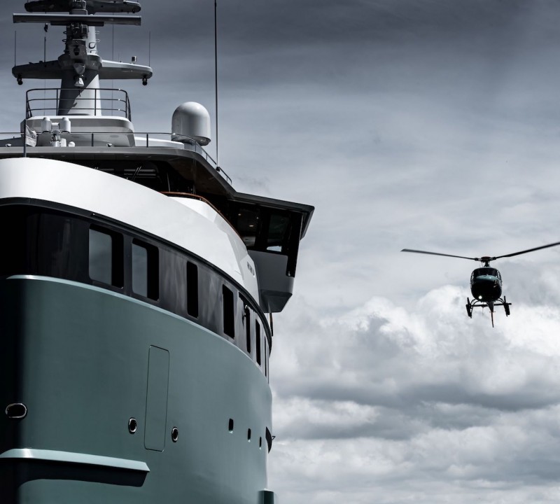 anawa yacht helicopter